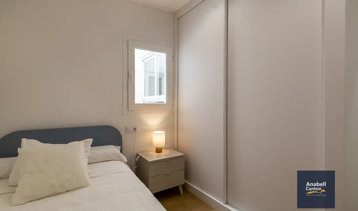 alt=_casa en venta en centro historico Almería_-18