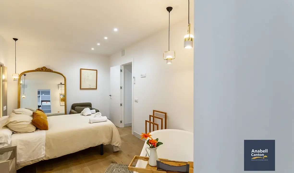 alt=_casa en venta en centro historico Almería_-9
